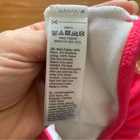 new Baby Girls floral pink ruffle swim bottom - Picture 4 of 5